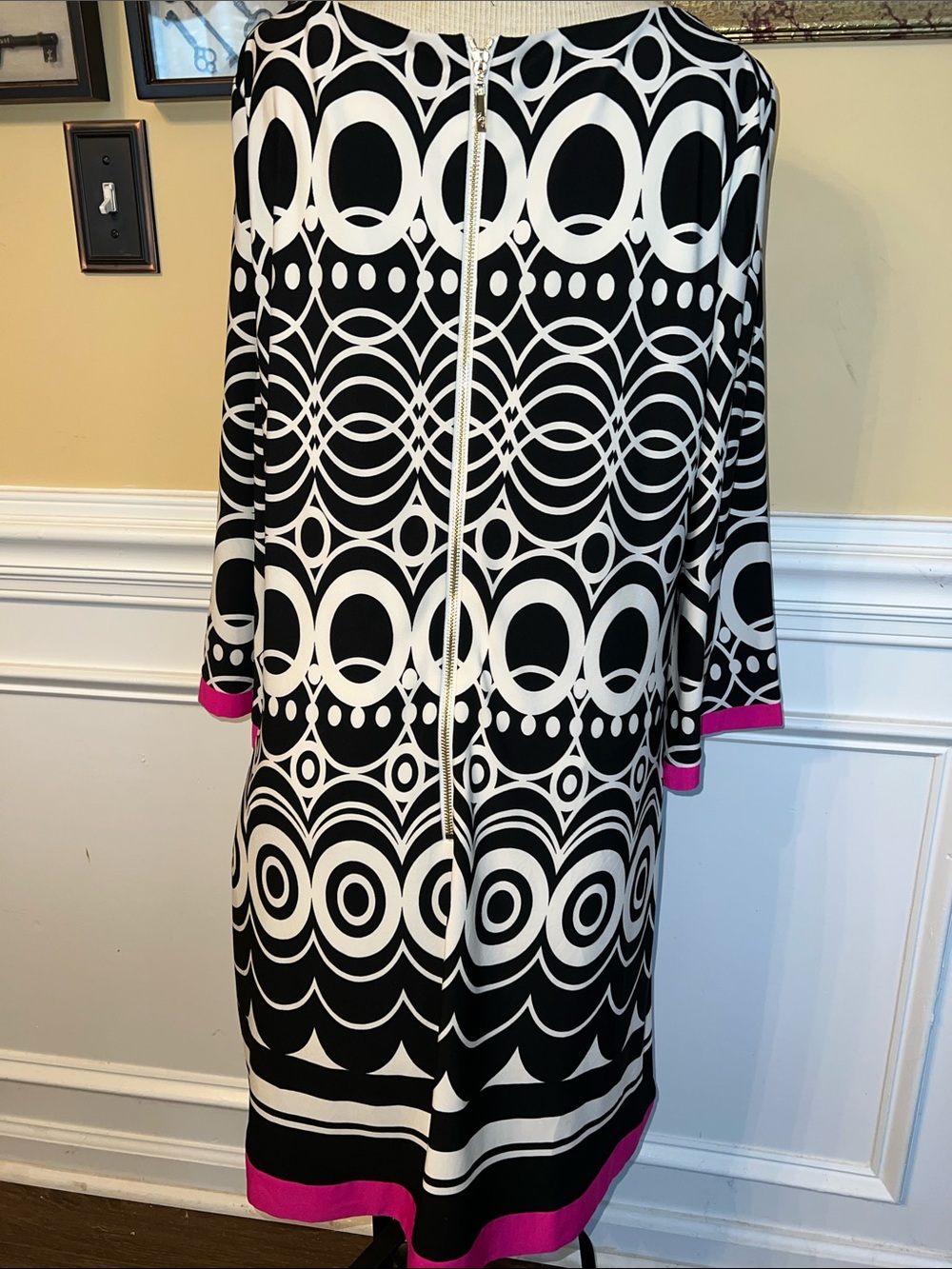Eliza J Black & White Geometric Midi Dress with Pink Trim - Picture 2 of 3